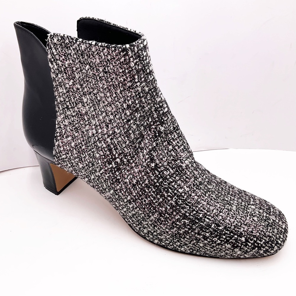 {Donald J. Pliner} Jakk Tweed/Patent Leather Boots - Picture 1 of 16